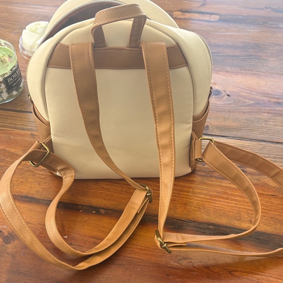 Pinocchio loungefly backpack, RARE - Picture 6 of 6